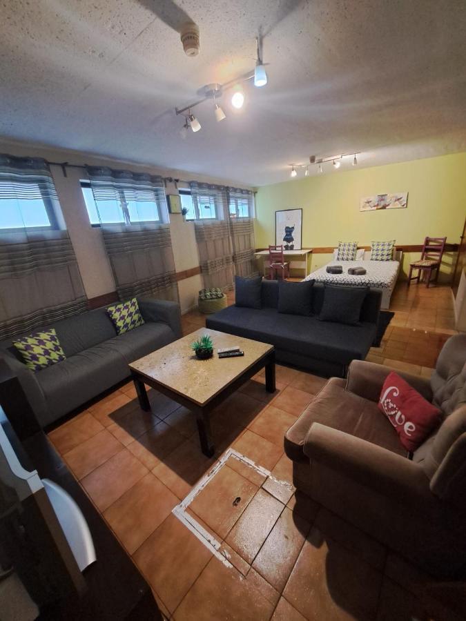 Spacious Economic Center Porto Flat Exterior photo